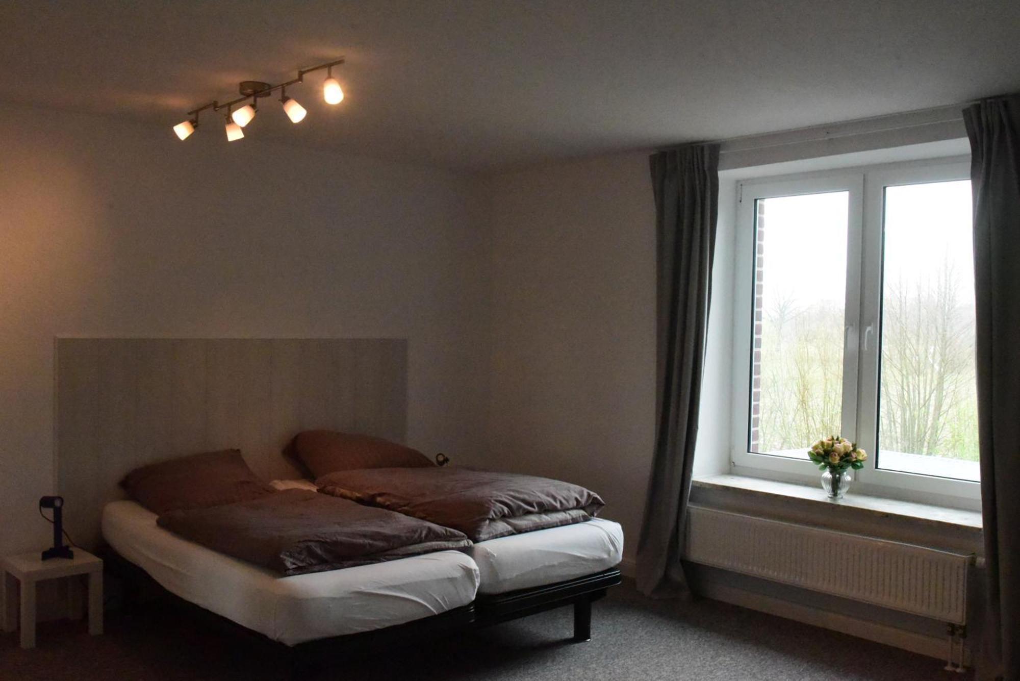 Grosszuegige Wohnung Auf Resthof Jevenstedt Esterno foto
